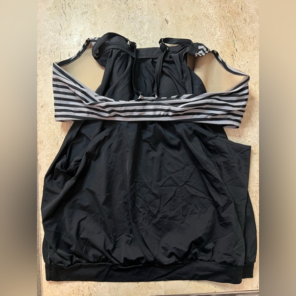 Cacique Tankini Top Size 26 - Picture 3 of 5